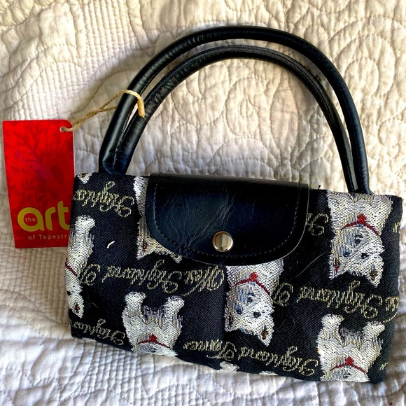 Tote bag, Westy, terrier, puppy print. Zipper top. Easily compacted. - Picture 1 of 7